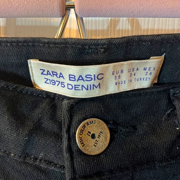 Zara jeans stretchy black with red stripe down side size 4 NWOT - Picture 3 of 6